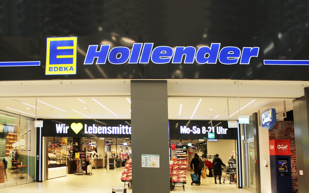 Eingang Edeka Hollender im Krohnstiegcenter