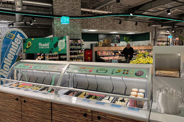 Die neue Picadeli-Salatbar bei EDEKA Hollender im Krohnstieg Center bietet köstliche Salatvariationen und herzhafte Snacks – auch für Veganer